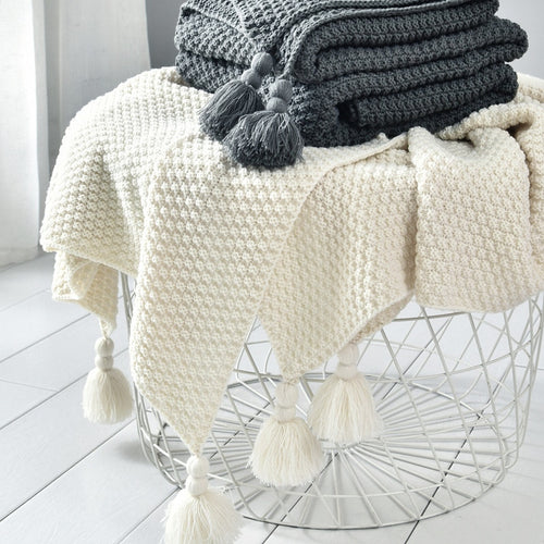 Knitted Throw Bed/Sofa Blanket with Tassel