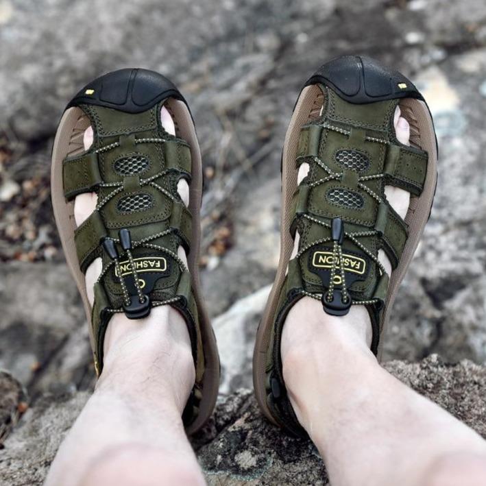 Outdoer Sandals - Breathable Closed Toe Leather Sandals