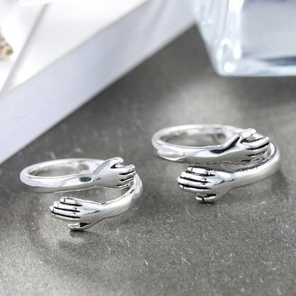Hug Ring